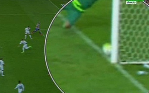 Trọng tài đã cứu Real Madrid khỏi 1 bàn thua trước Gijon?